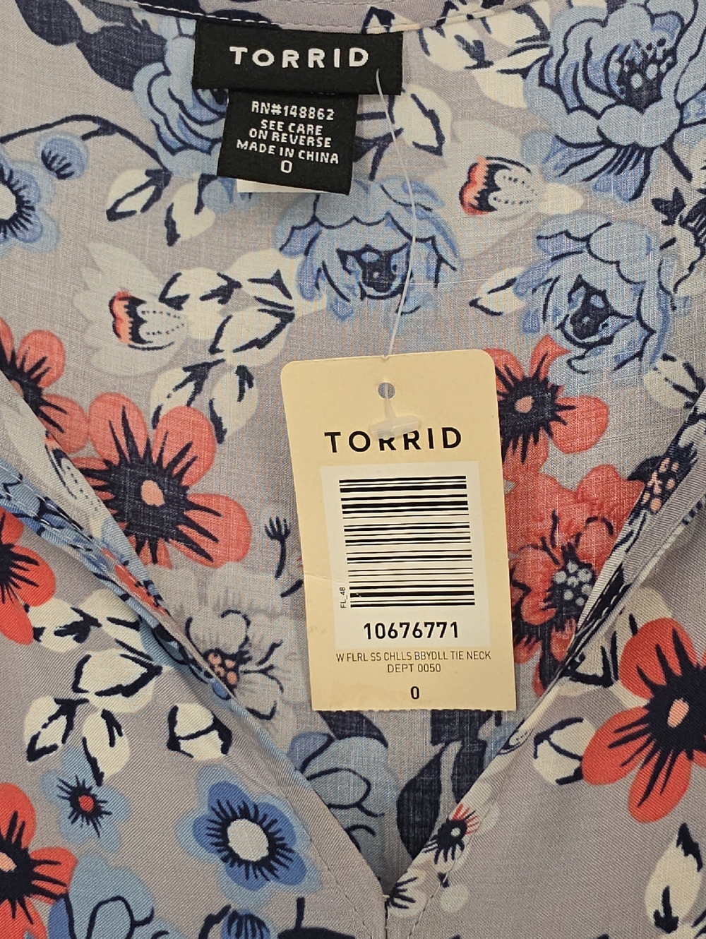 NWT Torrid Women 0 Floral Blouse Babydoll Tie Neck Flowy Top - Picture 15 of 15